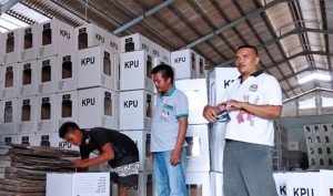 Pemilu di Depan Mata, KPU Banyuwangi Mulai Merakit 25.580 Kotak Suara