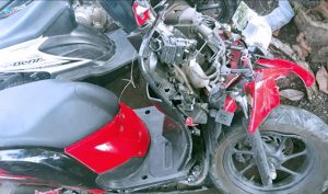 Tabrakan Motor Vs Motor di Srono, One Person Died