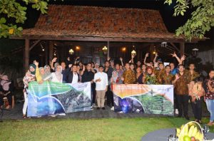 Belasan Influencer dari Malaysia Jelajahi Wisata Banyuwangi