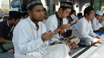 Residents of Banyuwangi Prison Pray Together Ask for Coolness Post-election