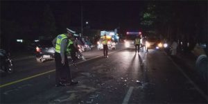 Truk vs Motor di Banyuwangi, One Person Dies