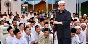 Yusuf Mansur Isi Peringatan Nuzulul Quran di Pendopo Banyuwangi