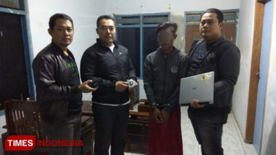 Steal Neighbor's Laptop, Youth from Genteng Secured by Police