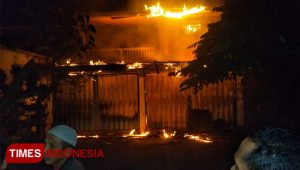 Ditinggal Ibadah, Rumah di Pesanggaran Terbakar