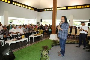 Sastrawan ‘Candra Malik’ Meriahkan Festival Sastra Banyuwangi
