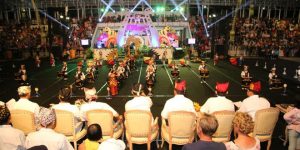 Banyuwangi Angkat Budaya Nusantara dalam Festival Drumband Etnik