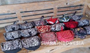 Raup Belasan Juta dari Udeng Batik Banyuwangi