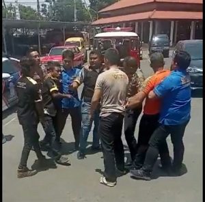 Viral Video Ricuh di Polresta Banyuwangi