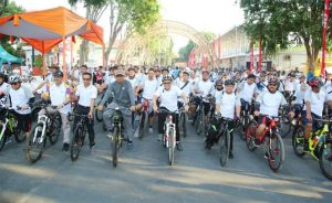 Gowes Bareng, Bupati Anas Ajak BUMN Sinergi Bangun Daerah