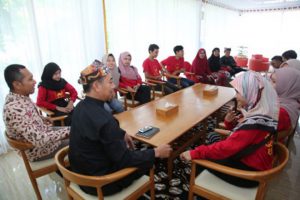 Sebelas Anak Asli Banyuwangi Terima Beasiswa Sekolah ke Cina