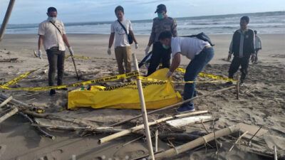 Mayat Pria Tanpa Identitas Ditemukan di Pantai Alas Purwo