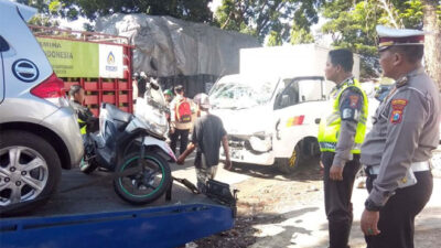 5 Kendaraan Terlibat Kecelakaan di Banyuwangi, 2 Orang Terluka