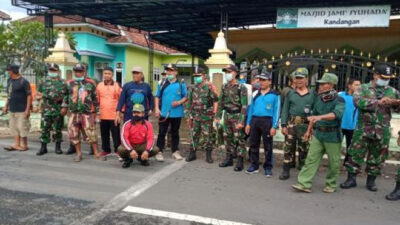 The Villagers of Kandangan Gotong Royong to Prevent Corona Virus