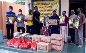 Health, RT di Banyuwangi Ini Gotong Royong Bantu Warganya Terimbas Covid-19