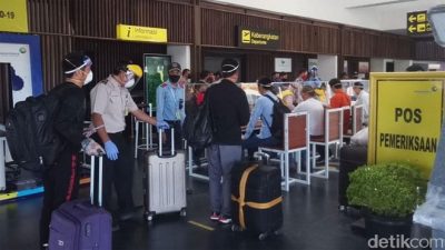 Ratusan TKA China Dipulangkan Lewat Bandara Banyuwangi