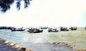 Perairan Muncar Diterjang Angin Kencang