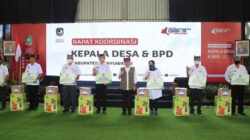 Apresiasi-Kades-dan-BPD-Tangani-Covid-19-Bupati-Anas-Minta-Harus-Tambah-Kompak