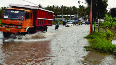 Hujan Deras, Jalan Depan Hotel El Royale Langganan Banjir