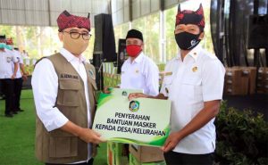 Kawal Protokol Kesehatan, Banyuwangi Kembali Bagi-Bagi 217.000 Masker