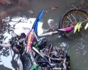 Up in arms, Seorang Pengendara Motor KLX Ditemukan Tewas Posisi Telungkup di Saluran Irigasi Wilayah Gambiran