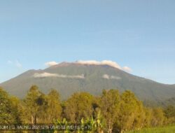 Banyuwangi Residents No Need to Panic, Mount Roar Still Normal Level