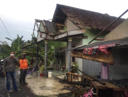 51 Rumah Diterjang Puting Beliung