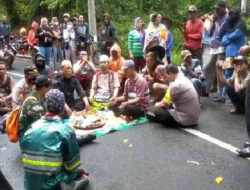 Doakan Evakuasi Lancar, Polisi dan Warga Gelar Ritual di Jalur Sengkan Mayit Ijen