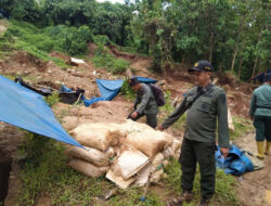 Illegal Gold Mine Raid in Banyuwangi Can Only Suction Water