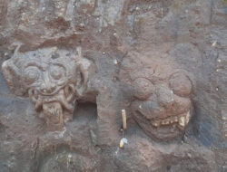 The Viral Appearance of Barong Relief Carvings on the Cliffs of the Slippery Banyuwangi Koramil Office Construction Site