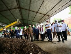 Kunjungi TPS3R Banyuwangi, Menko Marvest Ajak Memperluas Penanganan Sampah Berbasis Sirkular