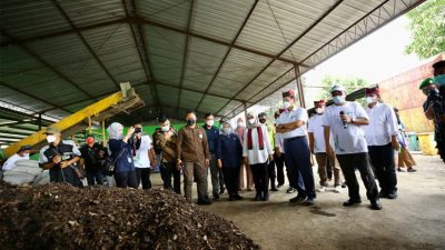 Visit TPS3R Banyuwangi, Coordinating Minister for Marvest Invites to Expand Circular-Based Waste Management