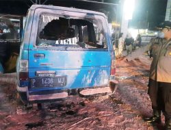 Mobil Terbakar Usai Isi BBM di SPBU, Pengendara Alami Luka Bakar