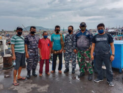 Perahu Terbalik Diterjang Ombak, Dua Nelayan asal Blimbingsari Sempat Berenang 300 Meter
