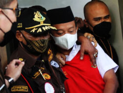 Took! Herry Wirawan, the female student rapist, was finally sentenced to death