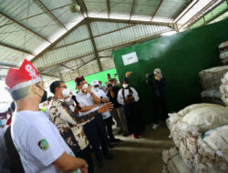 Tempat Pengolahan Sampah di Banyuwangi Ekspor Sampah 6 Ton ke Austria