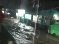 Malam ini, Ratusan Rumah di Wilayah Kalibaru Terdampak Banjir Bandang