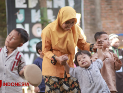 Sosok Inspiratif Fatmawati, Dirikan Sekolah Gratis Hingga Rangkul Anak Difabel di Banyuwangi