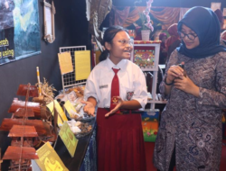 Through the Festival, Banyuwangi Introduce Osing Language to Children