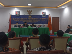 DKPP Holds Code of Ethics Violation Session on Alleged Fraud of Panwascam Recruitment at Banyuwangi Bawaslu