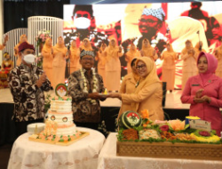 Wabup Sugirah Hadiri Peringatan HUT DWP Kabupaten