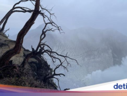 Gunung Ijen Larang Traveler Nyalakan Petasan Saat Malam Tahun Baru