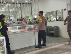 Jelang Malam Pergantian Tahun Polsek Banyuwangi Awasi Toko Emas