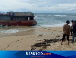 The Unmanned Ship Stranded on Alas Purwo Banyuwangi Turns Out to Be Released in the Sea because it's Damaged