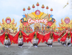 Sandi Uno Until Khofifah Praises the Gandrung Sewu Festival: Ikon …