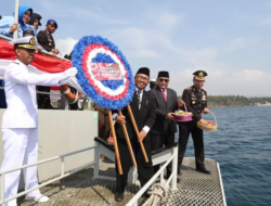 Hero's Day, Banyuwangi Holds Flower Sowing Ceremony in the Bali Strait   