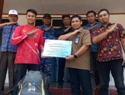 PTPN XII Beri Uang Pembinaan Kepada Atlit Paralayang Banyuwangi