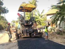 Banyuwangi Continues to Build; CKPP Public Works Department Works on Roads Crossing Markets and Schools