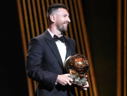 Cristiano Ronaldo Tertawakan Ballon d'Or ke-8 Lionel Messi, Bisanya Cuma Nyinyir?