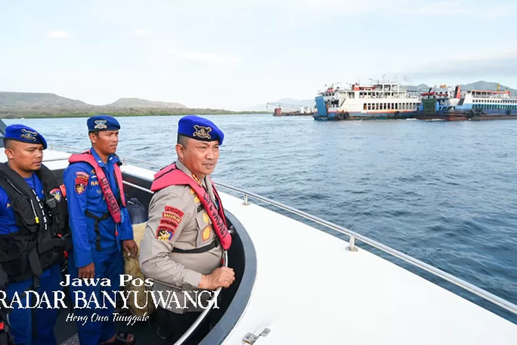 Give Tourists a Sense of Security on Christmas Holidays, East Java Regional Police Dirpolairud Alerts Three Ships in the Bali Strait