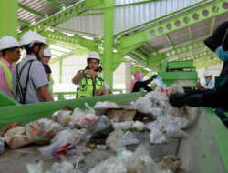 Waste Levy in Banyuwangi Becomes an Effective Regional Step to Improve Waste Management Services